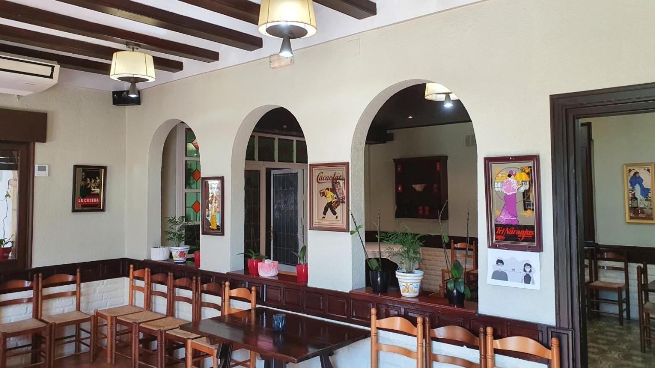 Hotel Restaurant El Bosc Banyeres del Penedes Eksteriør bilde