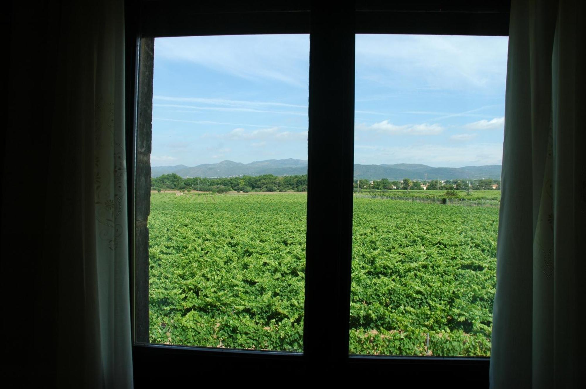 Hotel Restaurant El Bosc Banyeres del Penedes Eksteriør bilde